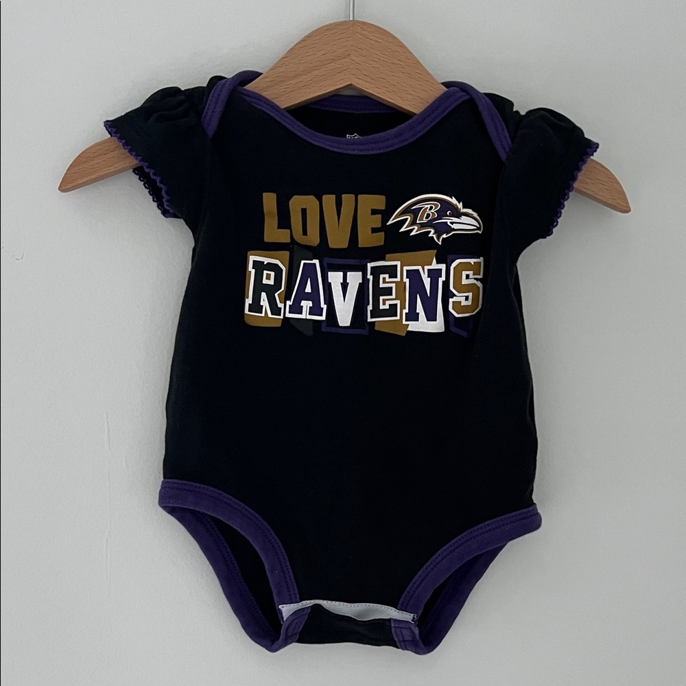 NFL Infant Team Apparel Bodysuit - Black & White Size 3-6 Months